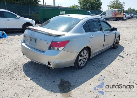 2010 Honda Accord 3.5 Ex-L из США, поврежденный, VIN 1HGCP3F8XAA030370